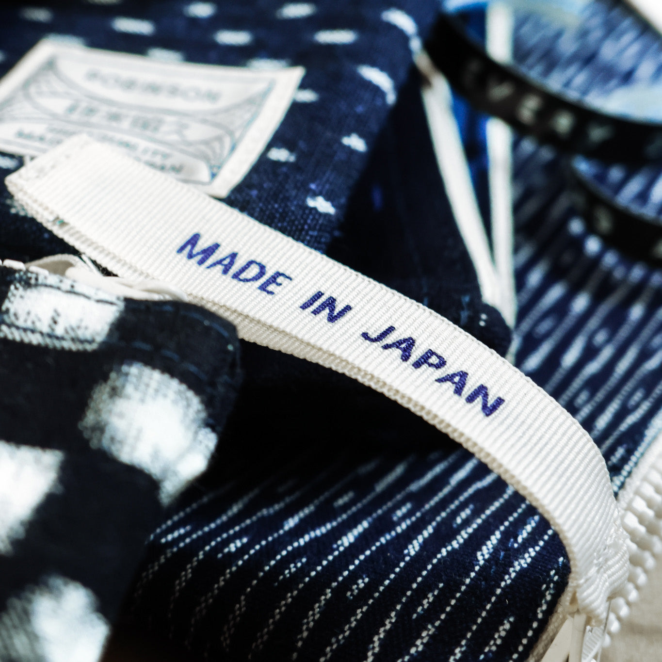 Pouch S Rippling Wave Navy/White | OKAMOTO SHOTEN