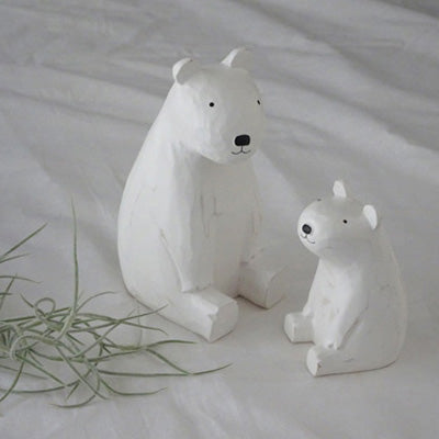 Holzfigur – Sitzender Eisbär (Kind)