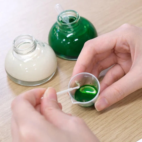 Solution nacrée pour encre, Kakimori