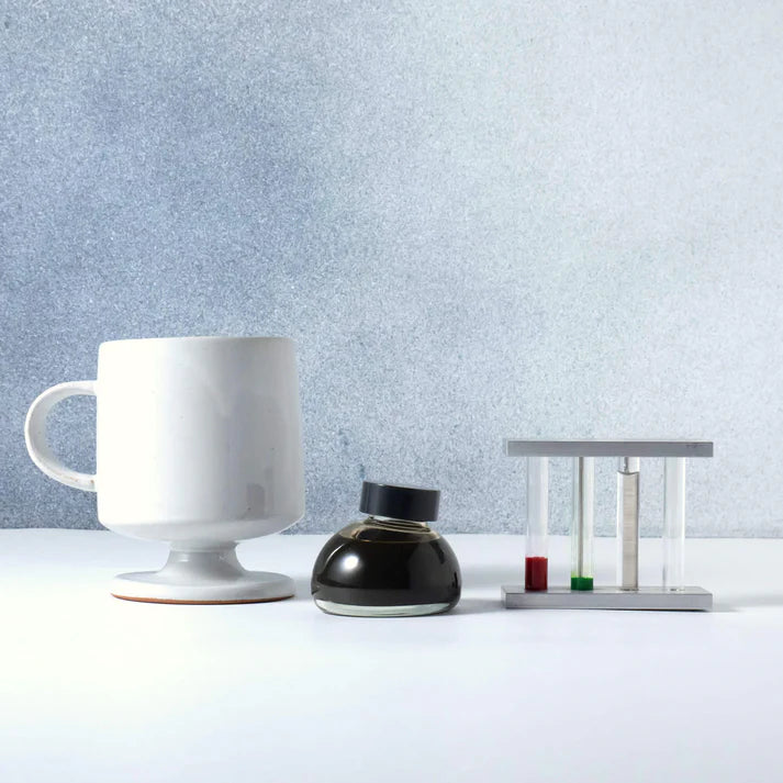 Encre Kakimori colour specimen 206, Café au lait