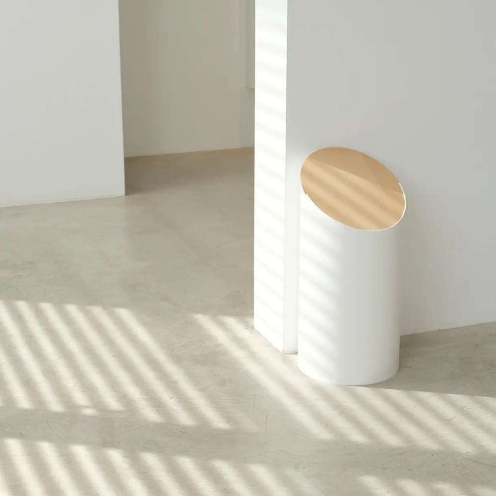 Corbeille à papiers ’SWING BIN’ Blanc couvercle blanc - M - CORBEILLE À PAPIER