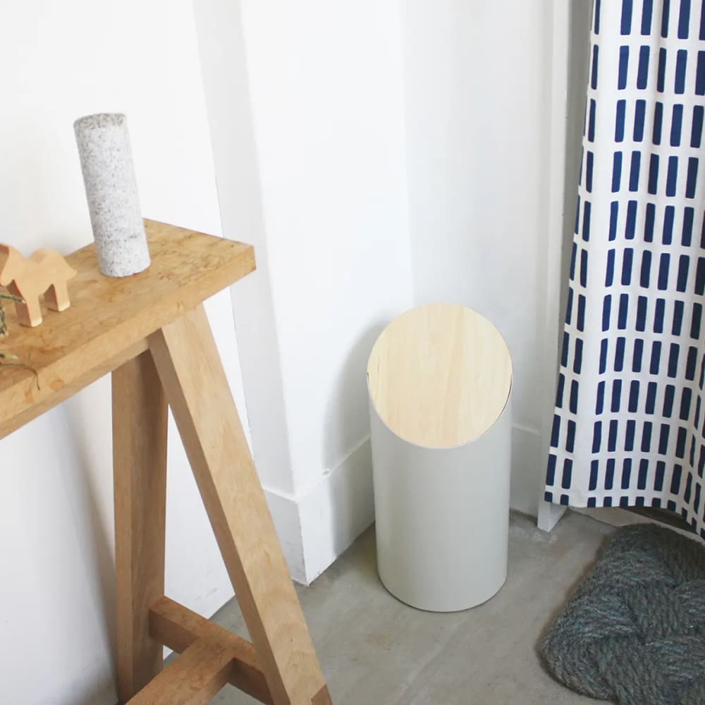 Corbeille à papiers ’SWING BIN’ - Vert couvercle noyer - S - CORBEILLE À PAPIER