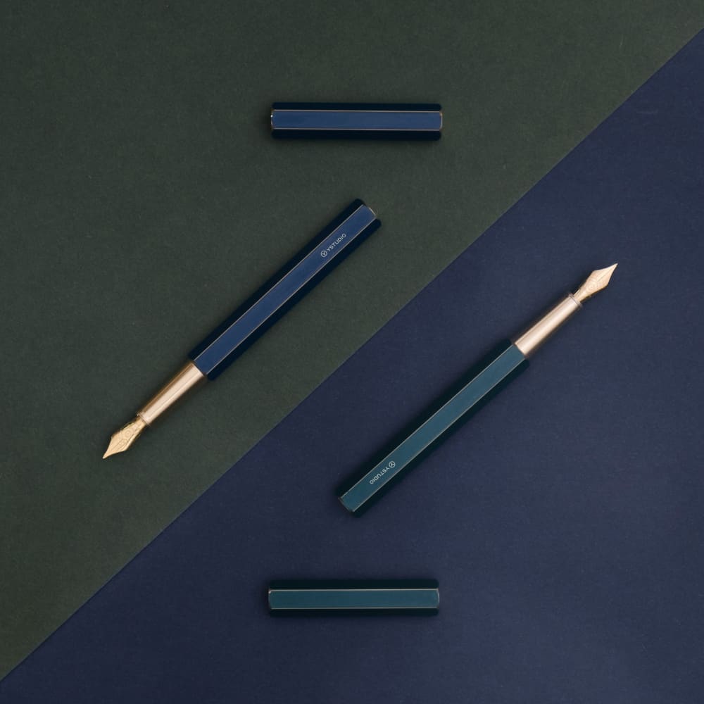 Stylo Plume Rouge Portable (M) - Classic Revolve - STYLOS PLUMES